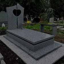 Памятники из мрамора